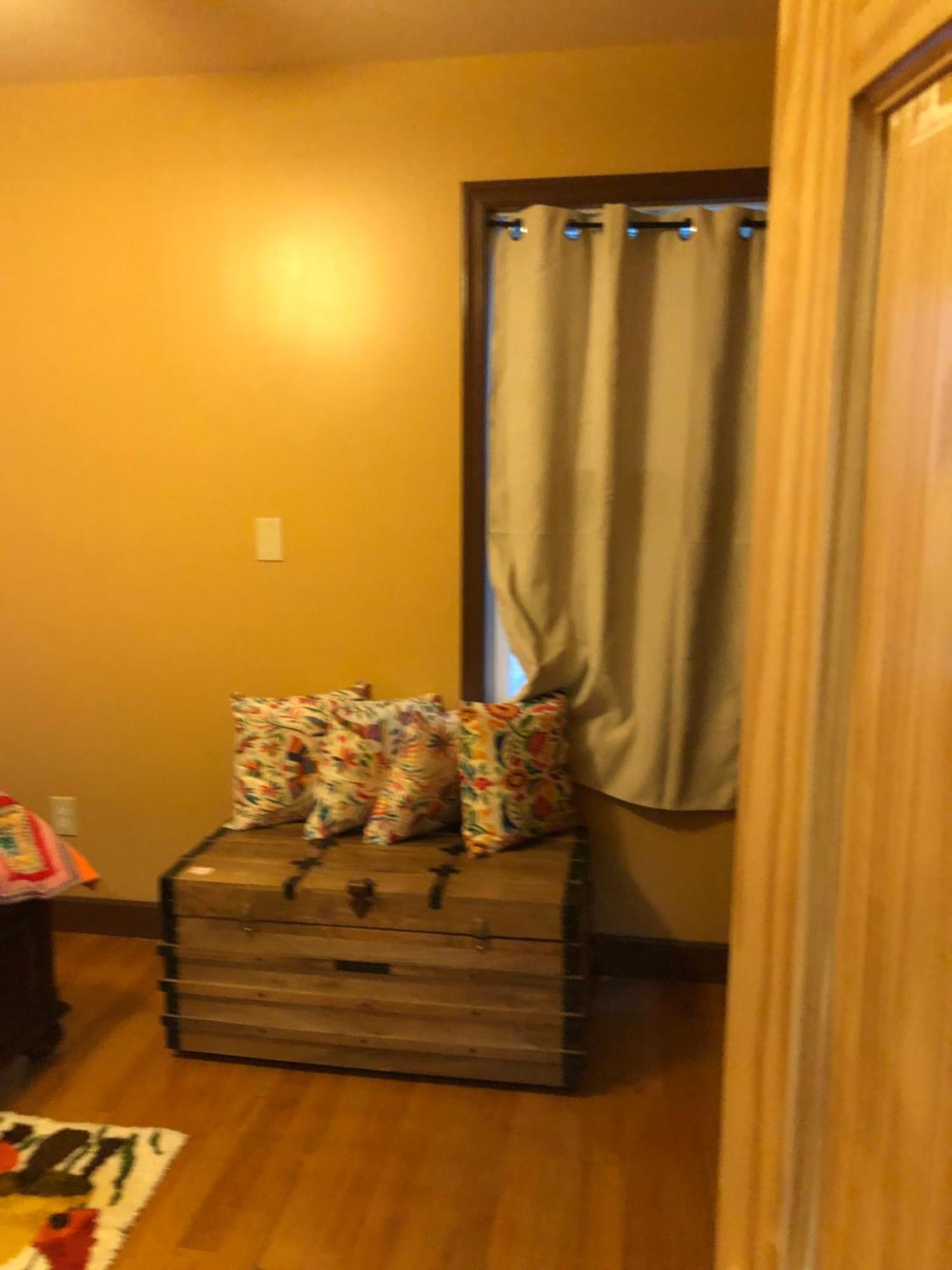 Private With Own Entrance To Share New York