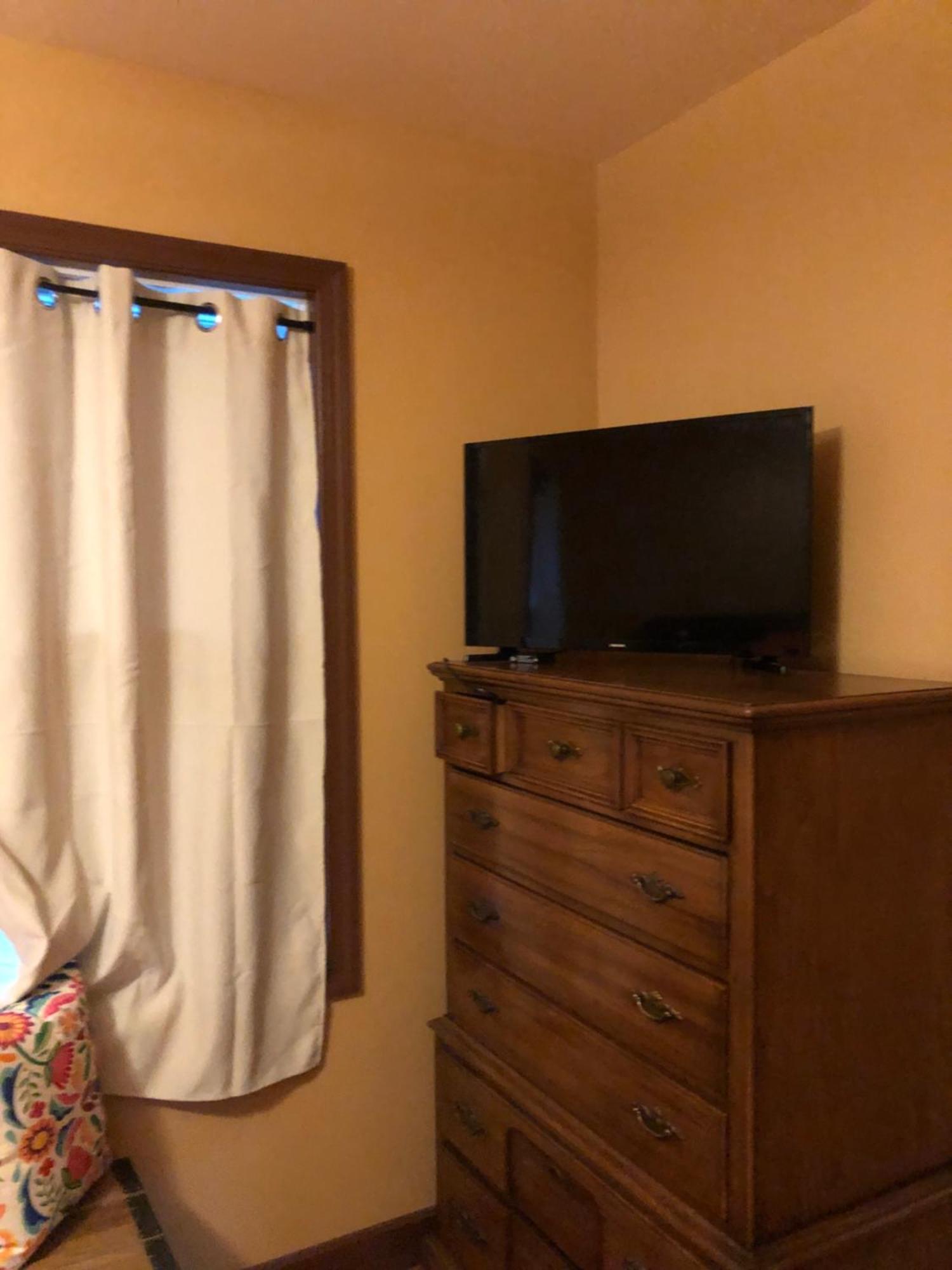 Private With Own Entrance To Share * New York