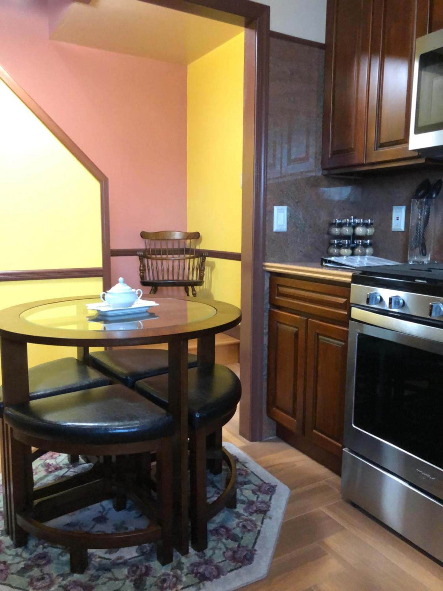 Private Unit With Own Entrance To Share